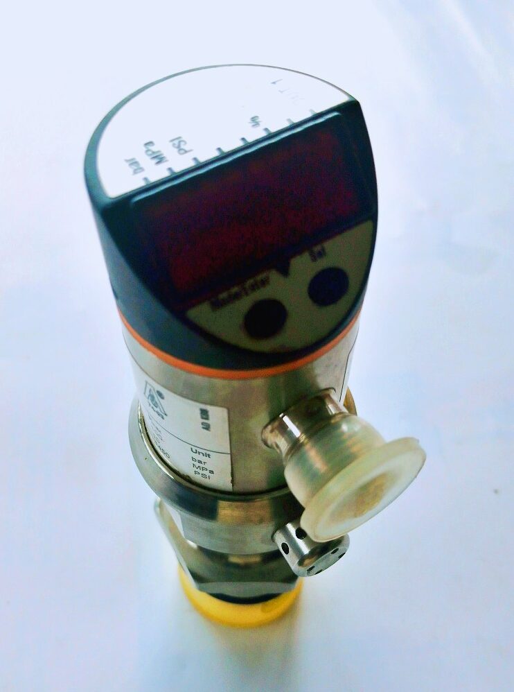 IFM PRESSURE SENSORS